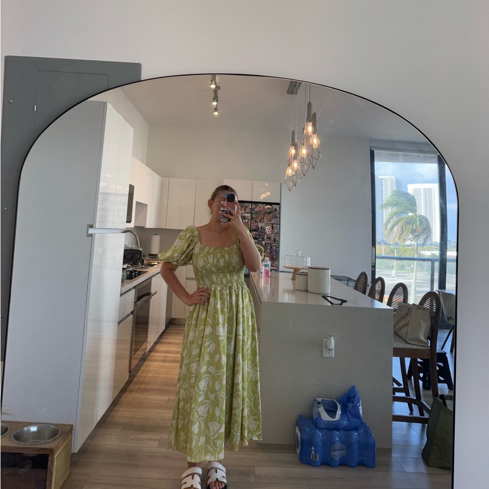 Marshall’s 
Size L
Green dress 
Brand new - never won